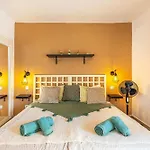公寓 Charming Coast Paraiso 阿德耶